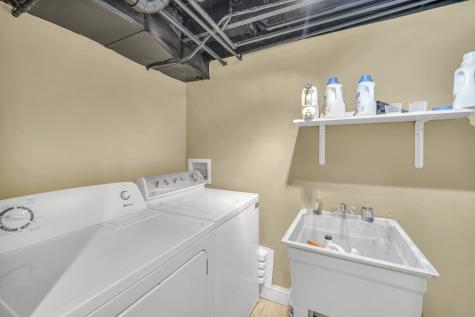 256 West Kathleen Drive Des Plaines IL 60016