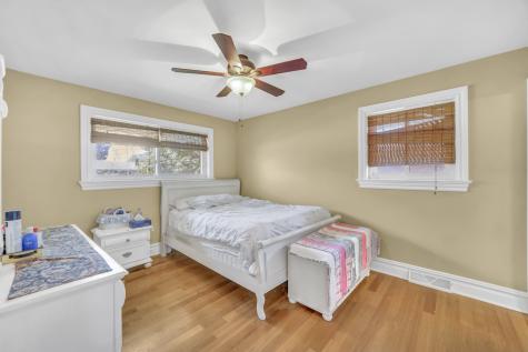 256 West Kathleen Drive Des Plaines IL 60016