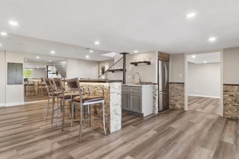 1480 Lake Shore Drive S Barrington IL 60010