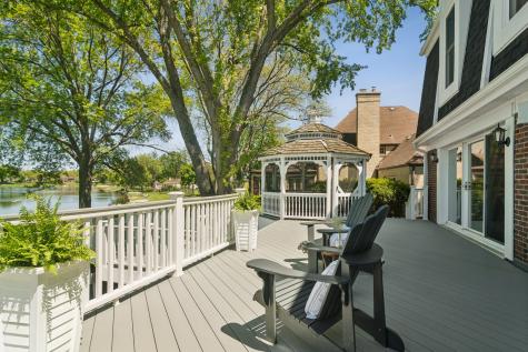 1480 Lake Shore Drive S Barrington IL 60010
