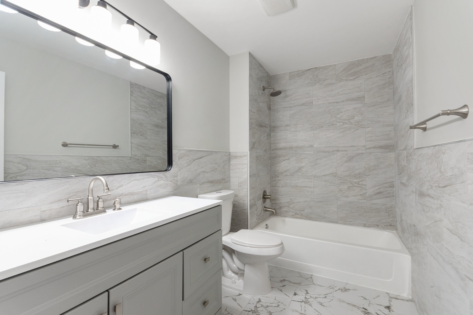 427 Bradford Place Bolingbrook IL 60490