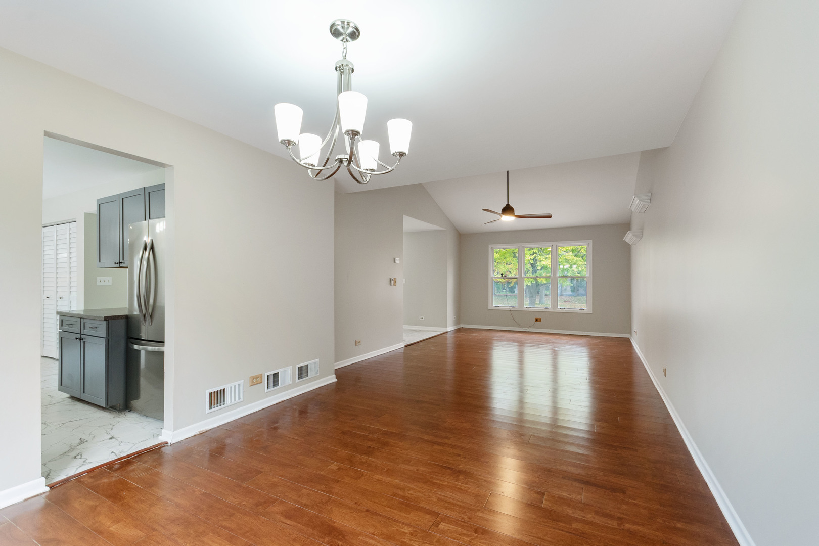 427 Bradford Place Bolingbrook IL 60490