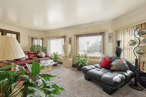 546 West 115th Street Chicago IL 60628