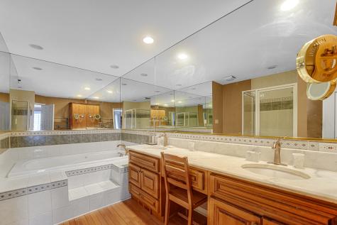 70 West Deer Haven Court Court Crete IL 60417