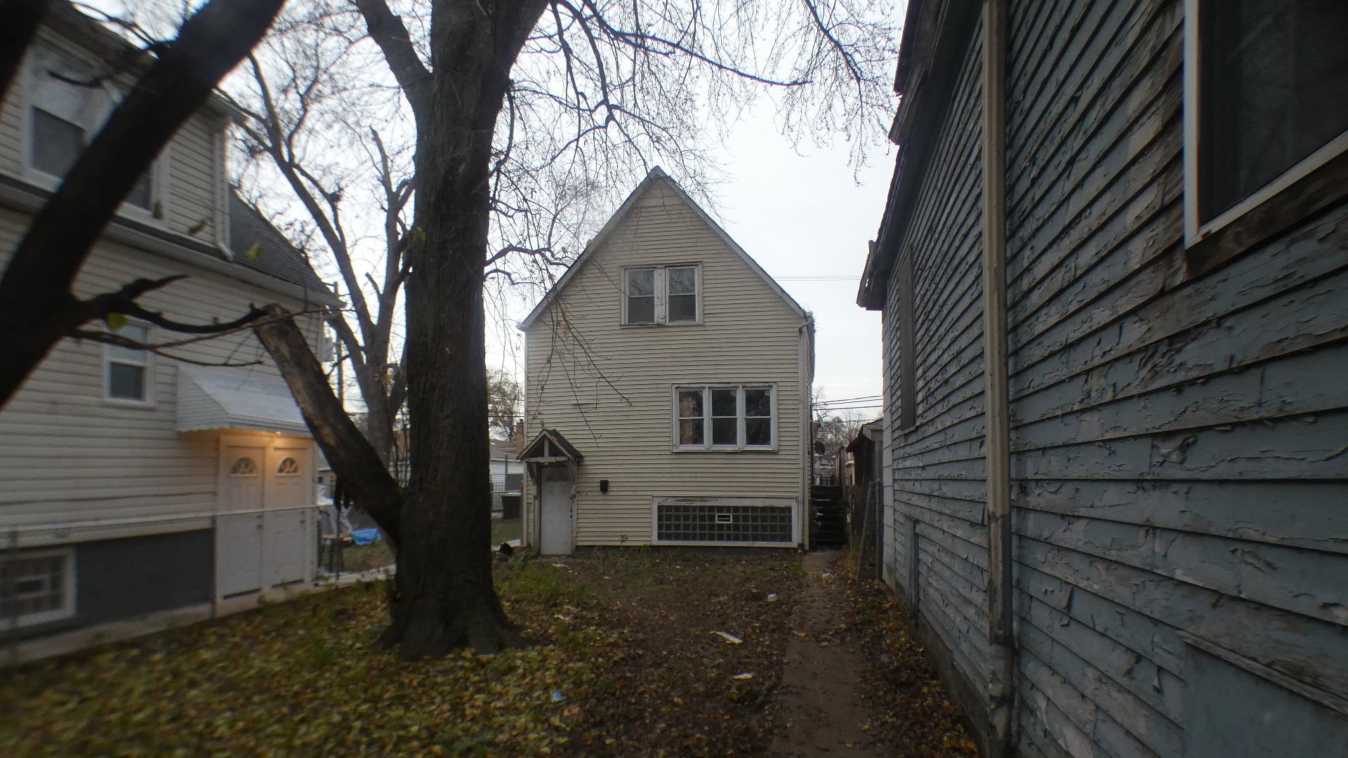 6835 South Oakley Avenue Chicago IL 60636