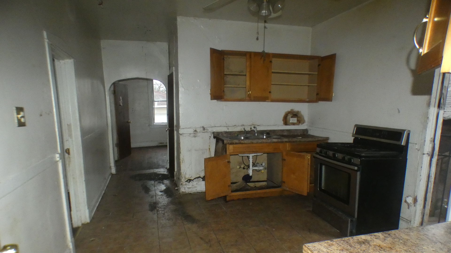 6835 South Oakley Avenue Chicago IL 60636