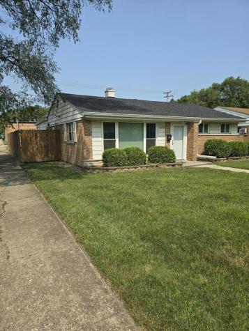 17256 Walter Street Lansing IL 60438