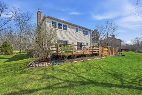 5 Middlebury Lane Lincolnshire IL 60069
