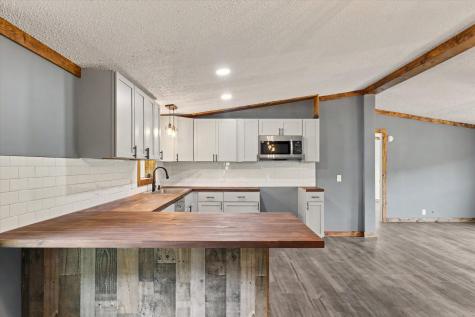 802 Reynolds Drive Charleston IL 61920