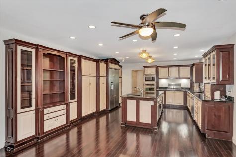 2471 Girard Turn Kankakee IL 60901