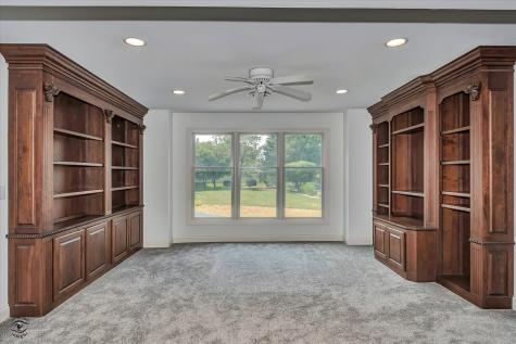 2471 Girard Turn Kankakee IL 60901