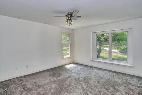 2471 Girard Turn Kankakee IL 60901