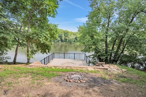 2471 Girard Turn Kankakee IL 60901