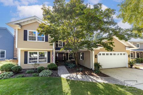 992 Belaire Court Naperville IL 60563