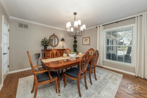 992 Belaire Court Naperville IL 60563