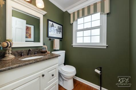 992 Belaire Court Naperville IL 60563