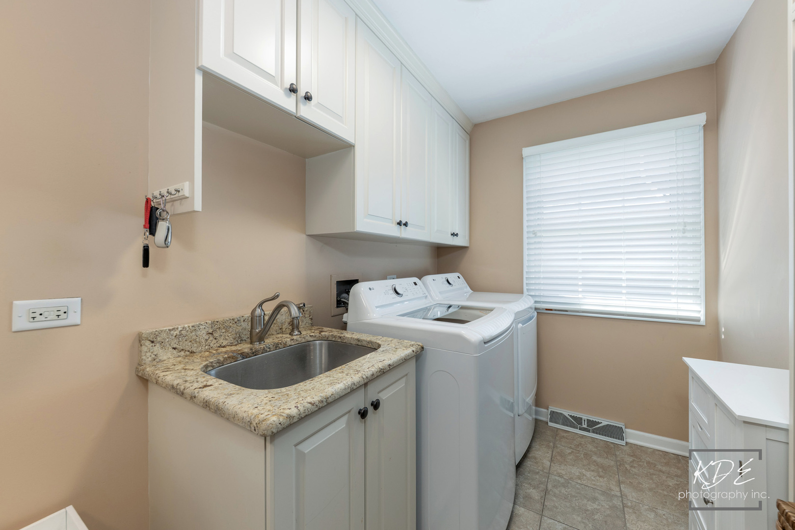 992 Belaire Court Naperville IL 60563