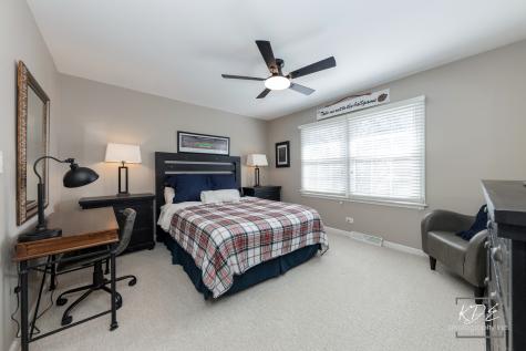 992 Belaire Court Naperville IL 60563