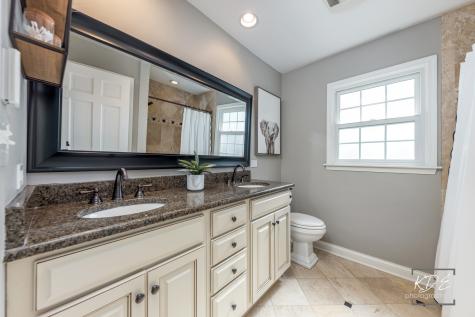 992 Belaire Court Naperville IL 60563