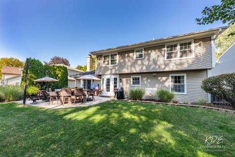 992 Belaire Court Naperville IL 60563