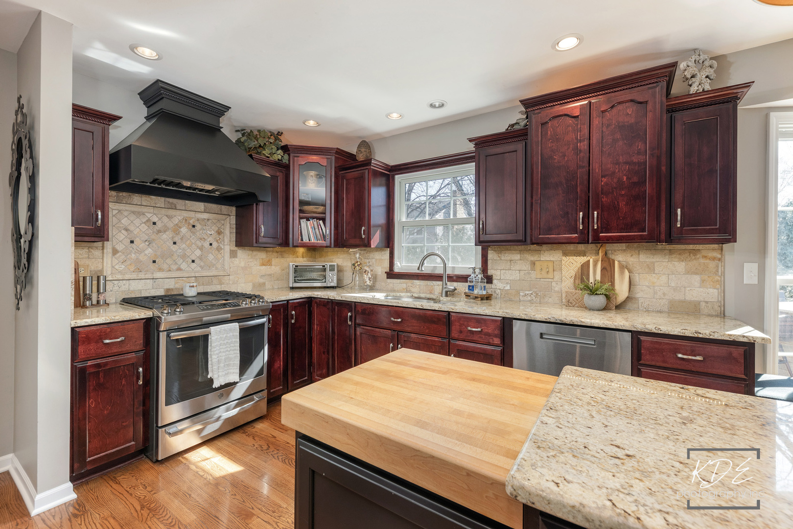 992 Belaire Court Naperville IL 60563