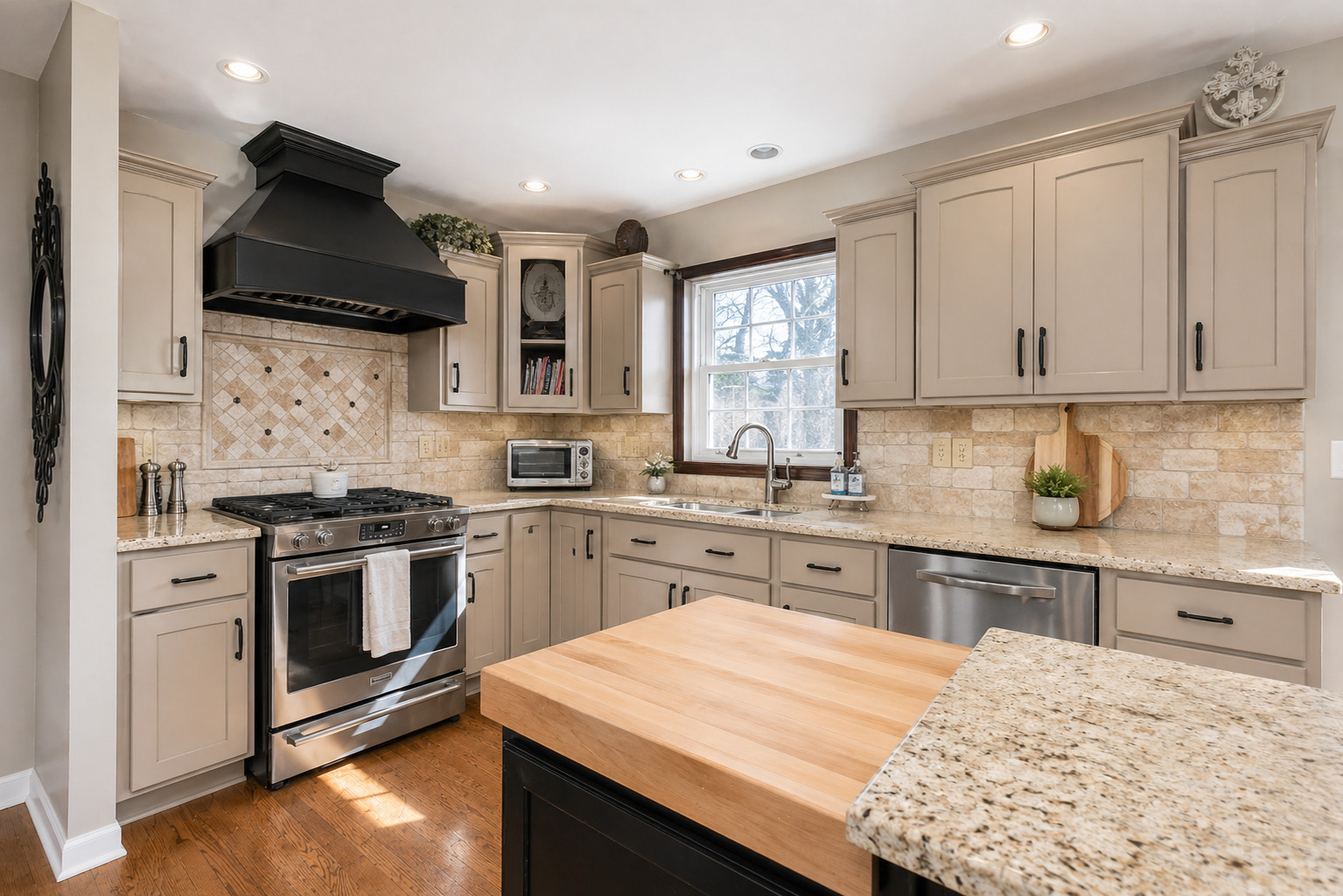 992 Belaire Court Naperville IL 60563