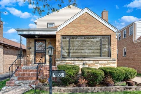 9055 South Luella Avenue Chicago IL 60617