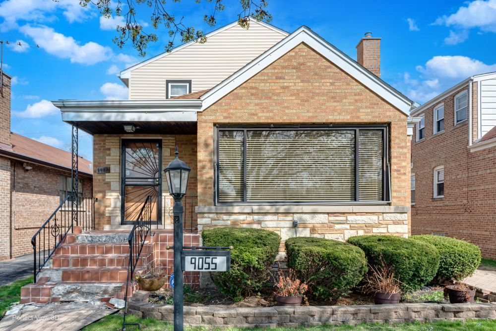 9055 South Luella Avenue Chicago IL 60617