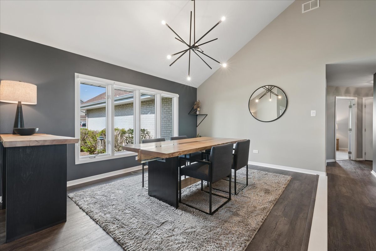 18035 Esther Drive Orland Park IL 60467