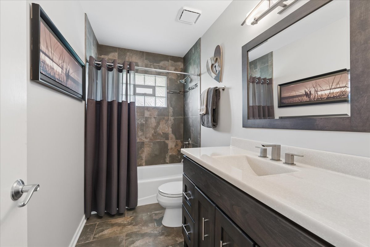 18035 Esther Drive Orland Park IL 60467