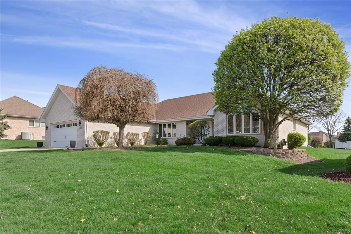 18035 Esther Drive Orland Park IL 60467
