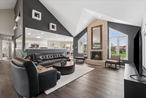 18035 Esther Drive Orland Park IL 60467