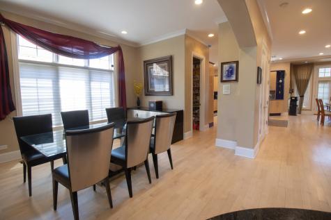 7016 North East Prairie Road Lincolnwood IL 60712