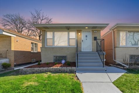 2811 West 82nd Street Chicago IL 60652