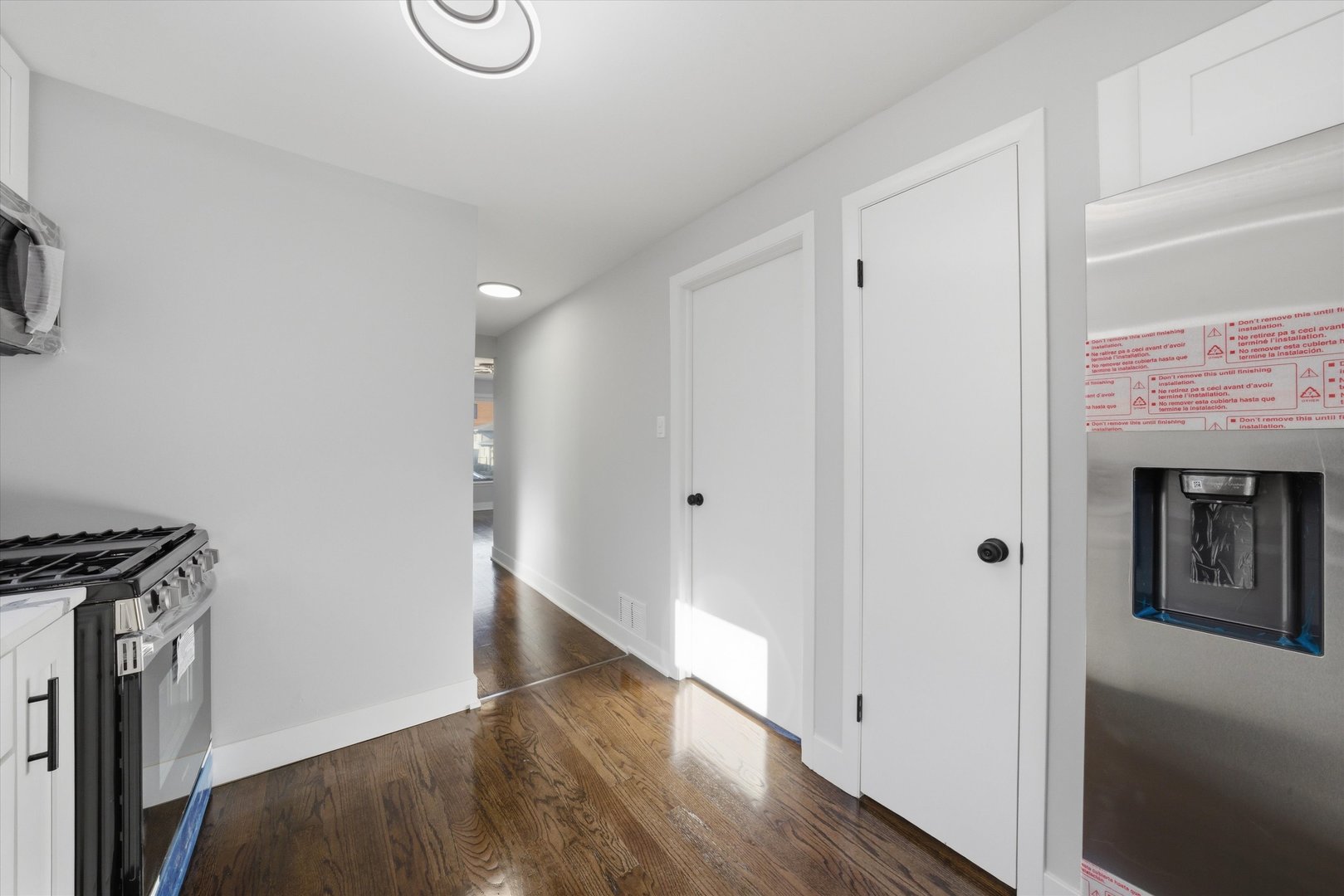2811 West 82nd Street Chicago IL 60652
