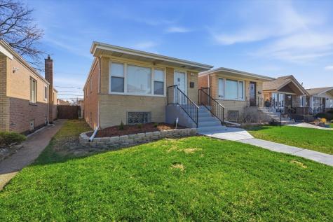 2811 West 82nd Street Chicago IL 60652