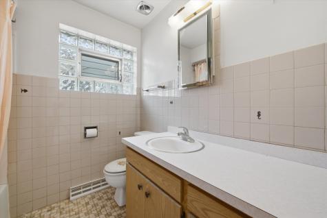 6500 West 64th Street Chicago IL 60638