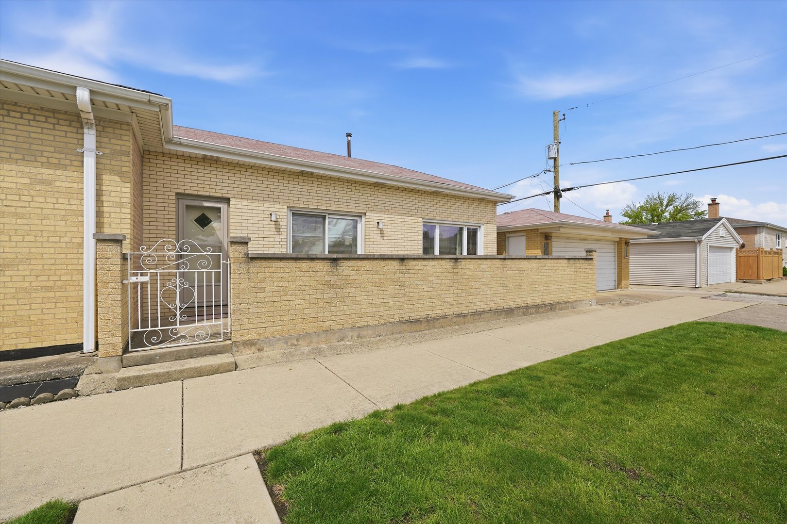 6500 West 64th Street Chicago IL 60638