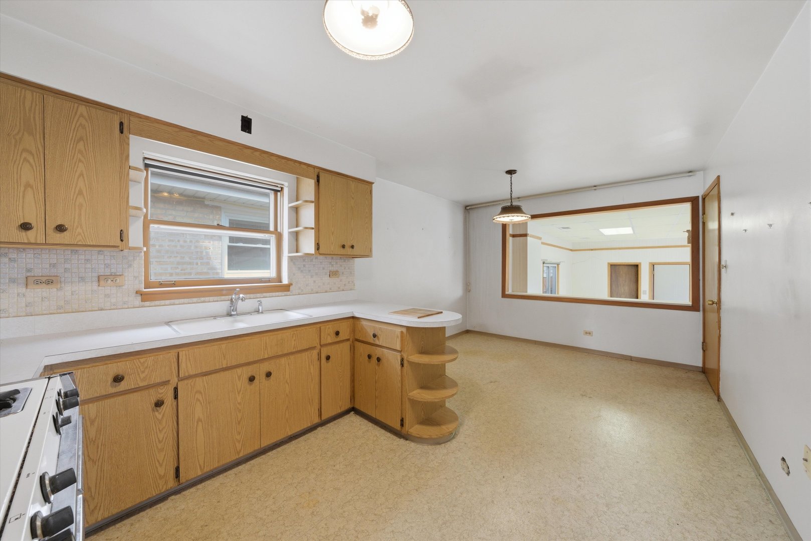 6500 West 64th Street Chicago IL 60638