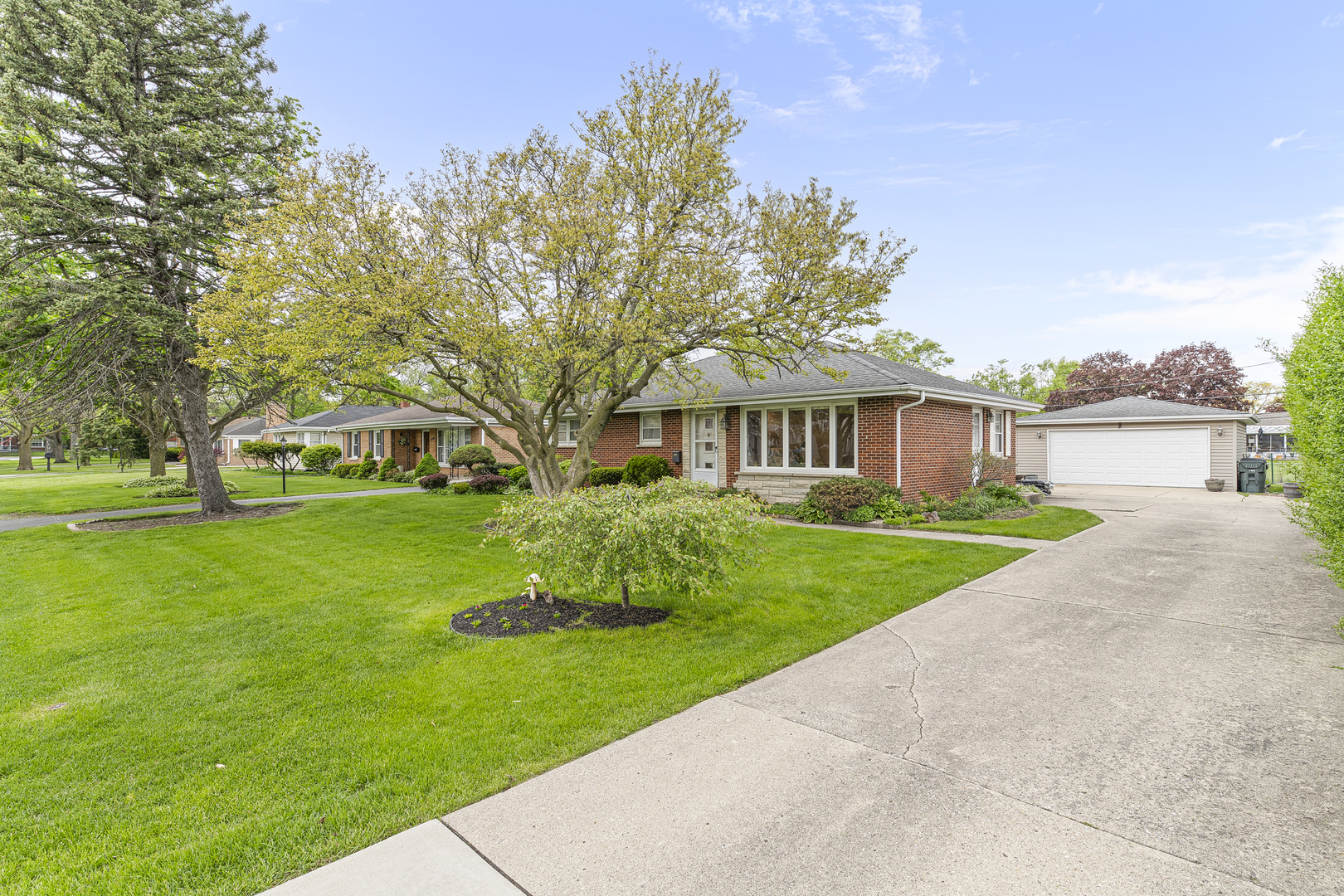 2232 Covert Road Glenview IL 60025