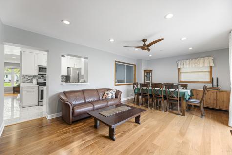 2232 Covert Road Glenview IL 60025