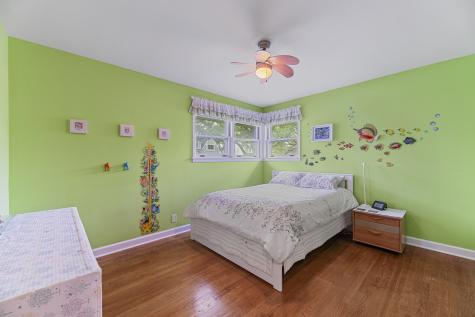 2232 Covert Road Glenview IL 60025