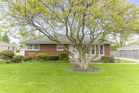 2232 Covert Road Glenview IL 60025