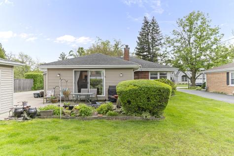 2232 Covert Road Glenview IL 60025