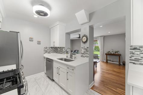 2232 Covert Road Glenview IL 60025