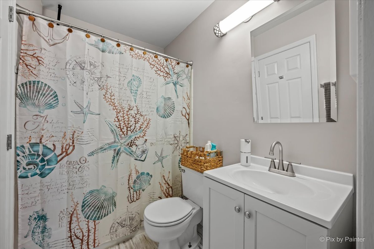 2238 Highfield Lane Aurora IL 60504