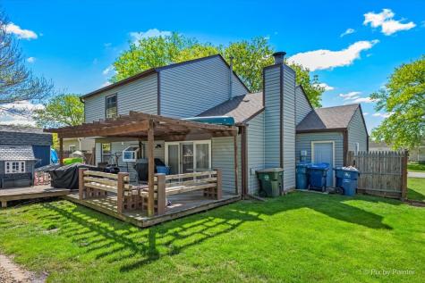 2238 Highfield Lane Aurora IL 60504