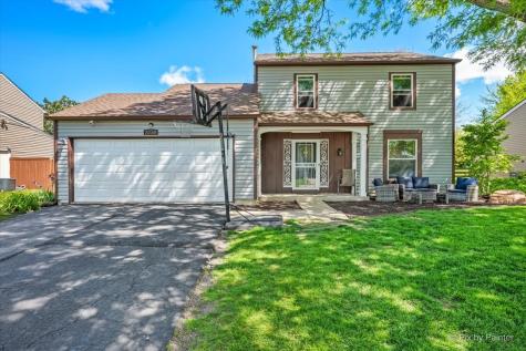 2238 Highfield Lane Aurora IL 60504