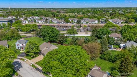 2238 Highfield Lane Aurora IL 60504