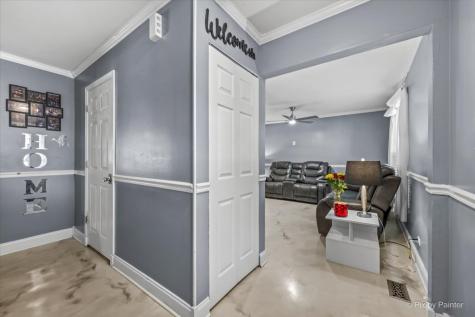 2238 Highfield Lane Aurora IL 60504